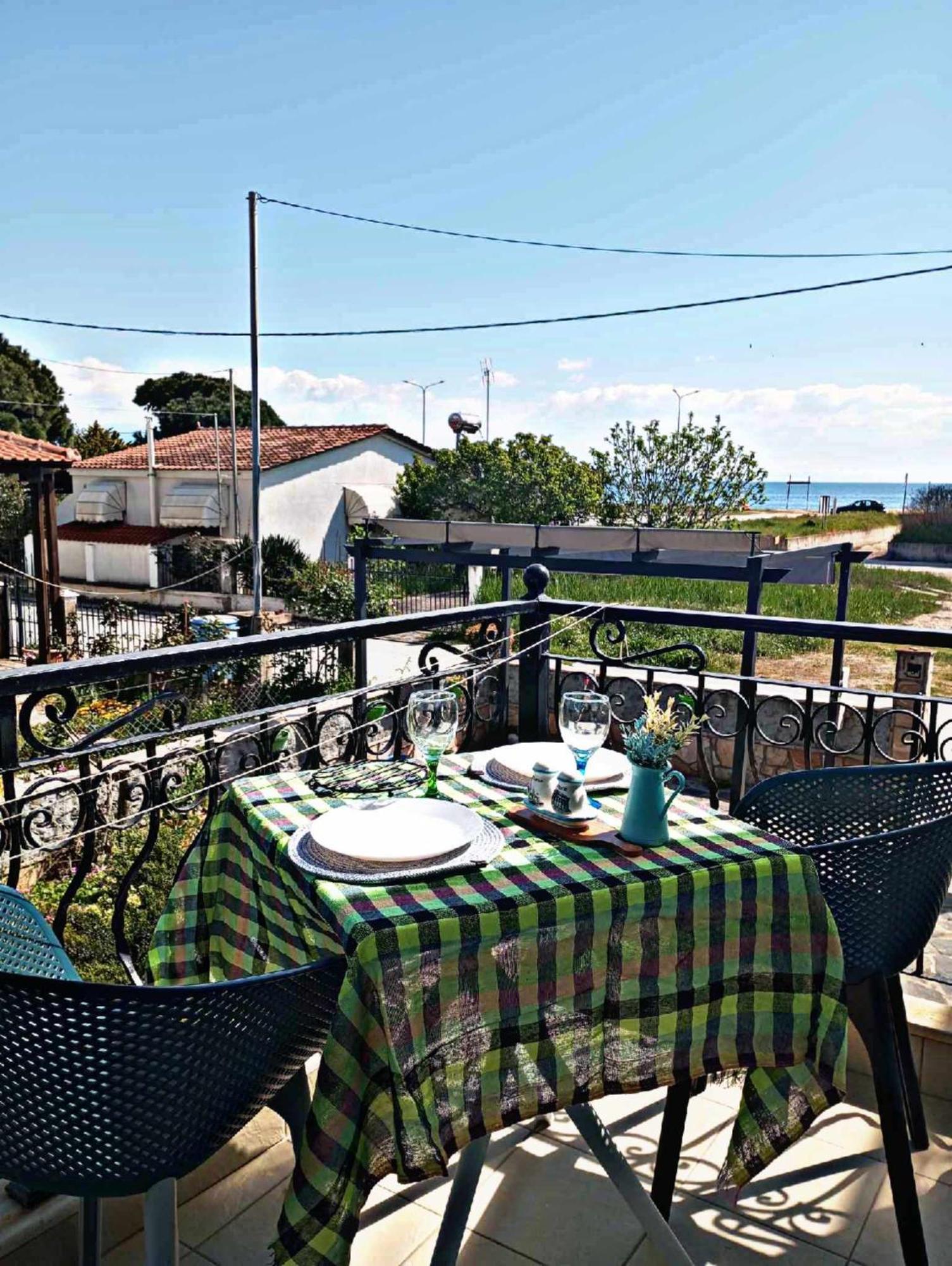 Villa Camellia Vrasná Esterno foto