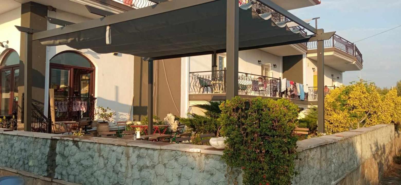 Villa Camellia Vrasná Esterno foto