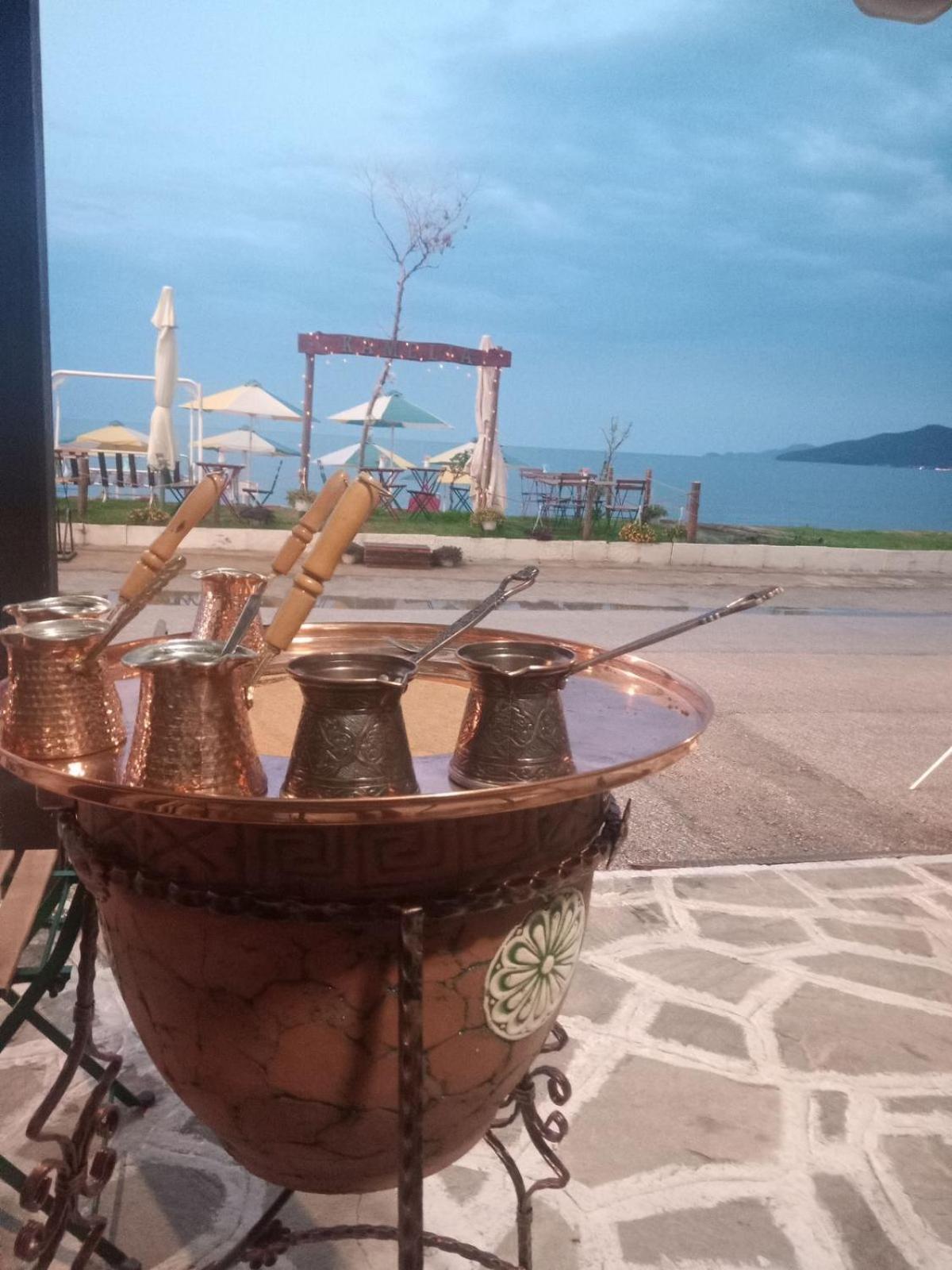 Villa Camellia Vrasná Esterno foto