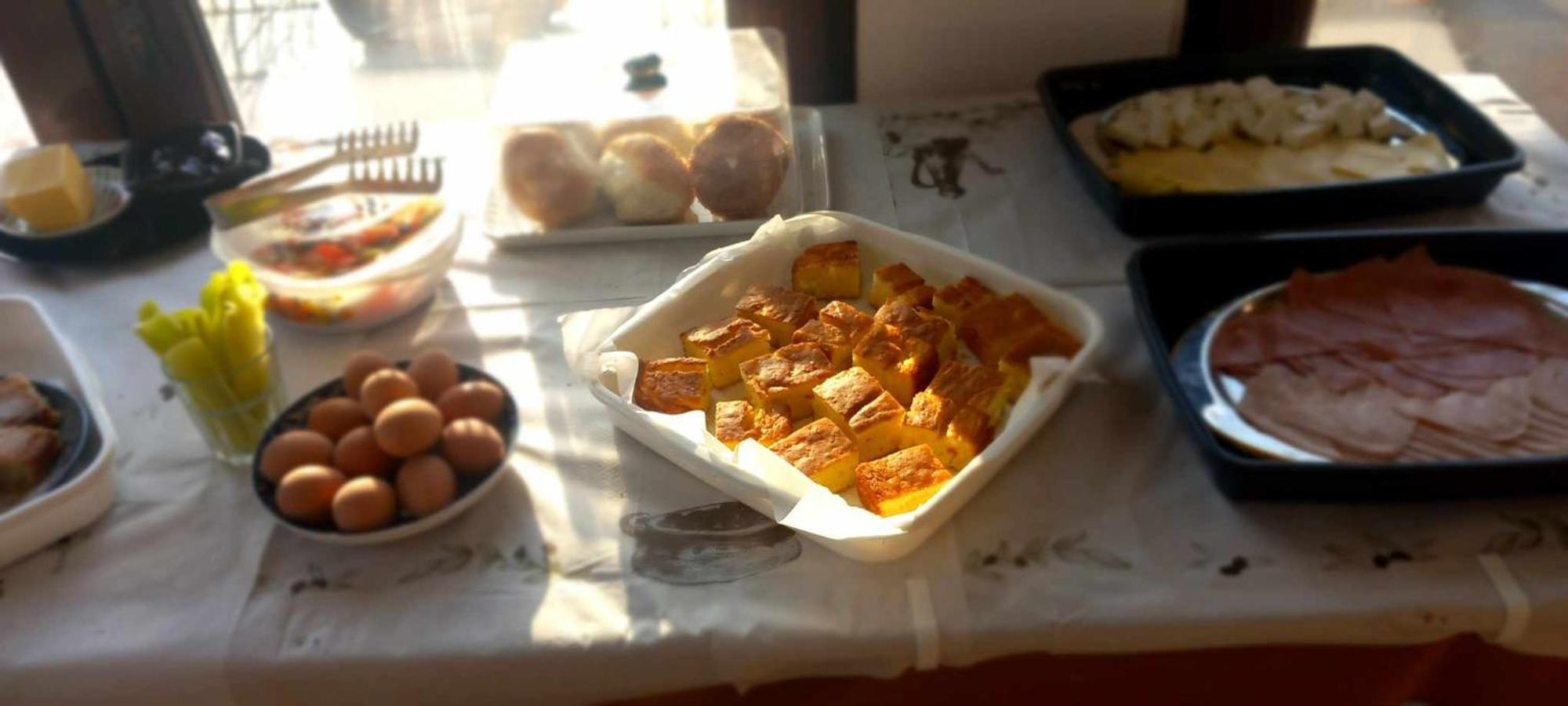 Villa Camellia Vrasná Esterno foto