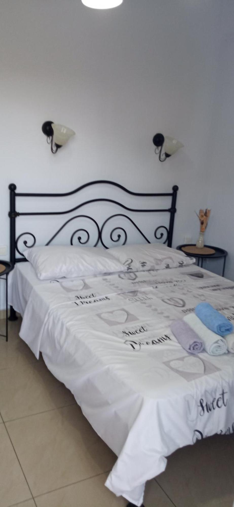 Villa Camellia Vrasná Esterno foto