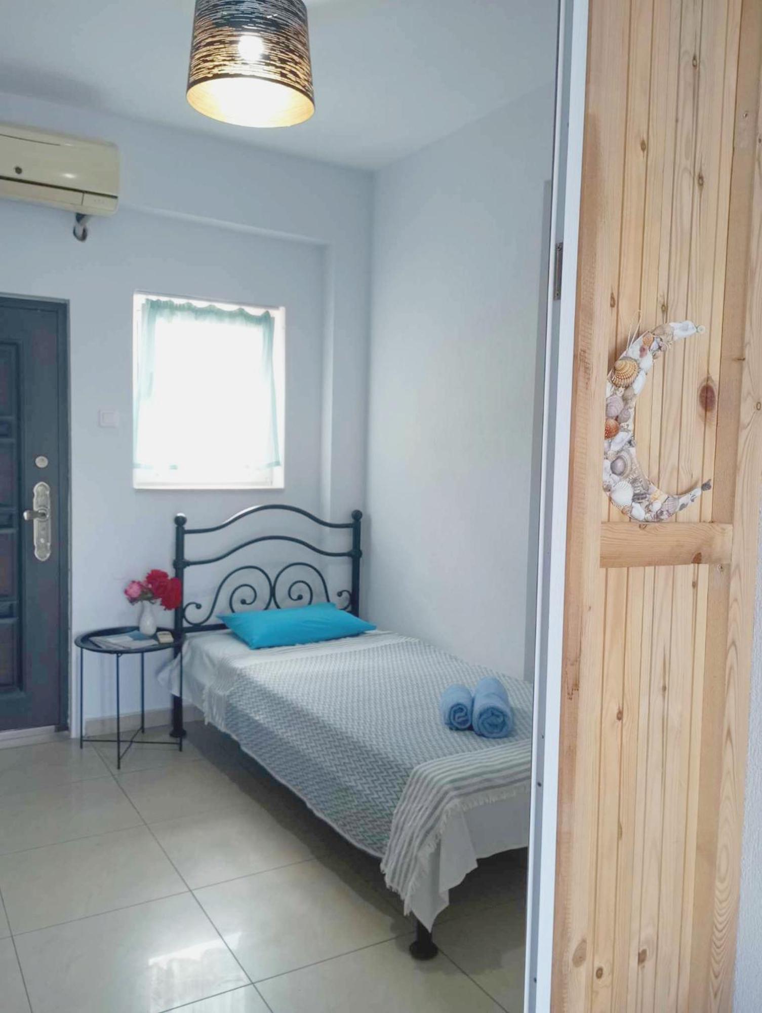 Villa Camellia Vrasná Esterno foto